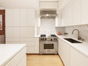 15 West 17th Street 2, New York NY 10011