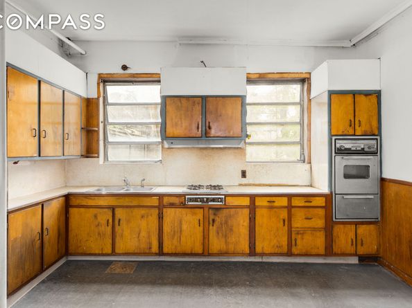 46 Willow Place, Brooklyn NY 11201