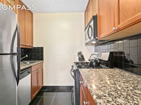 280 Rector Place 4L, New York NY 10280