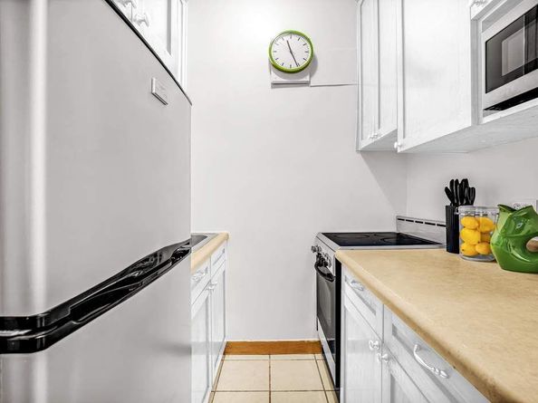 121 West 72nd Street 5C, New York NY 10023