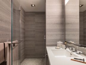 252 South Street 77B, New York NY 10002