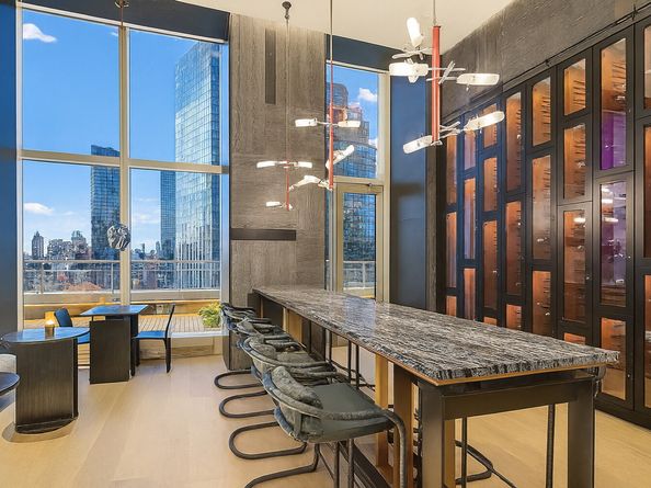 1 City Point 59G, Brooklyn NY 11201