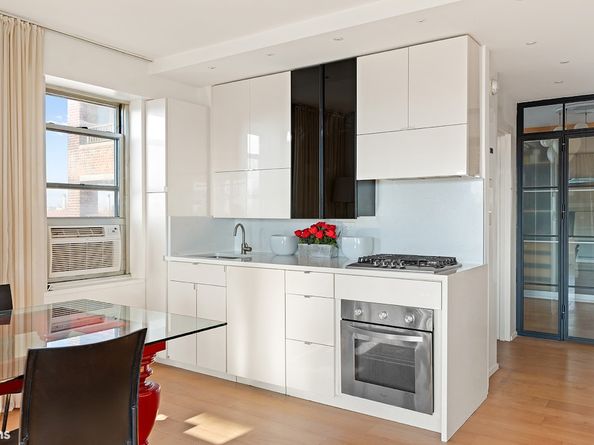 568 Grand Street J1901, New York NY 10002