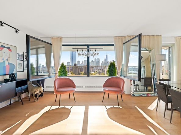 568 Grand Street J1901, New York NY 10002