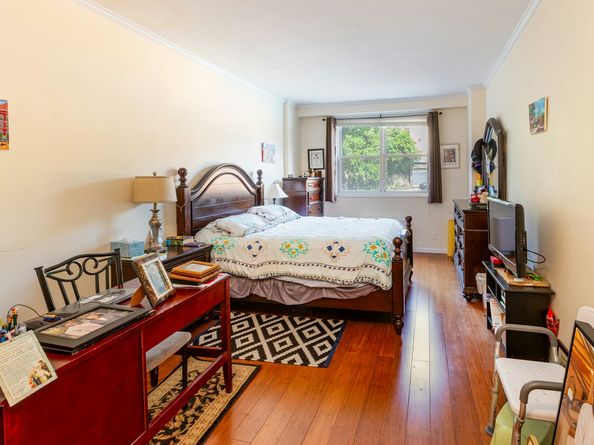 555 Kappock Street 2E, Bronx NY 10463