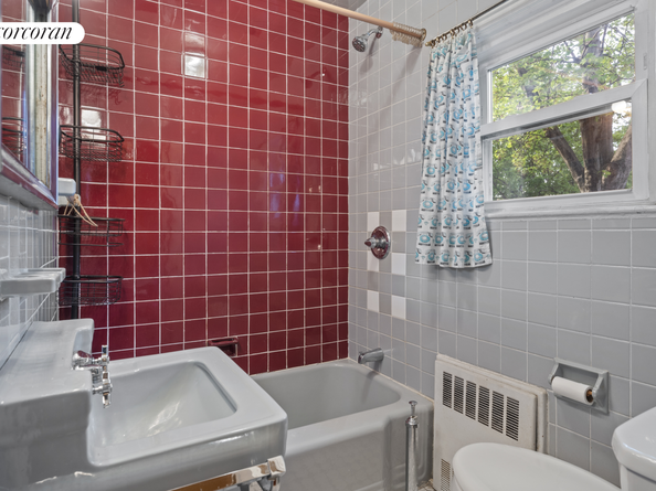 3811 Orloff Avenue, Bronx NY 10463