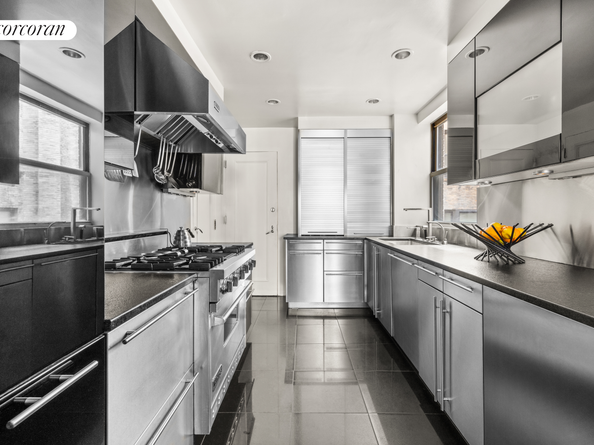 1045 Park Avenue 10, New York NY 10028