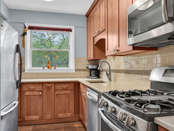 750 Kappock Street 307, Bronx NY 10463