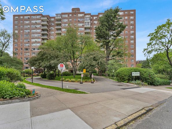750 Kappock Street 307, Bronx NY 10463