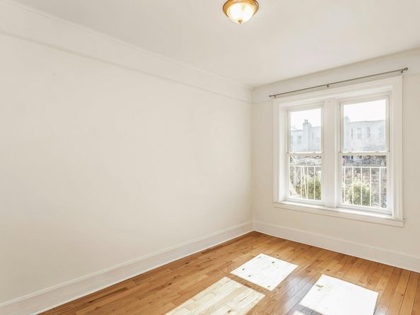 561 41st Street 2C, Brooklyn NY 11232