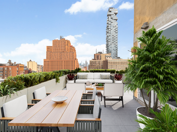 85 West Broadway