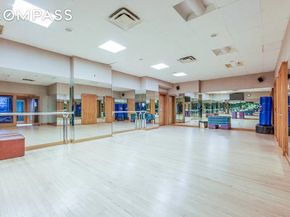 415 East 37th Street 32G, New York NY 10016