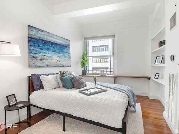 88 Greenwich Street 923, New York NY 10006