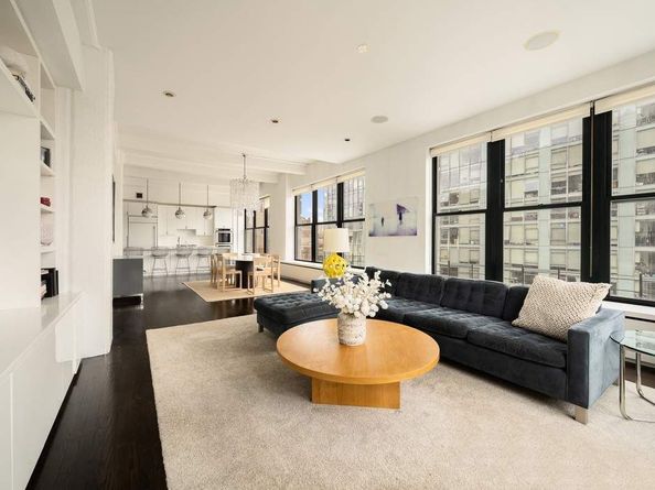 30 Main Street 8G, Brooklyn NY 11201