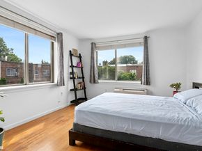 33-30 61st Street 306, Queens NY 11377