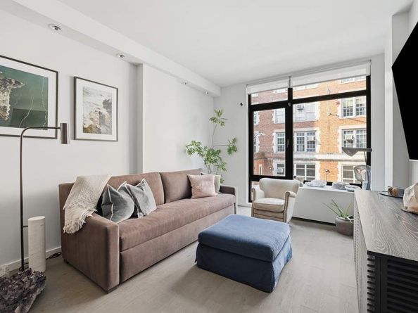 427 East 12th Street 3A, New York NY 10009