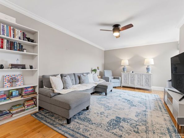 39-60 52nd Street 6D, Queens NY 11377