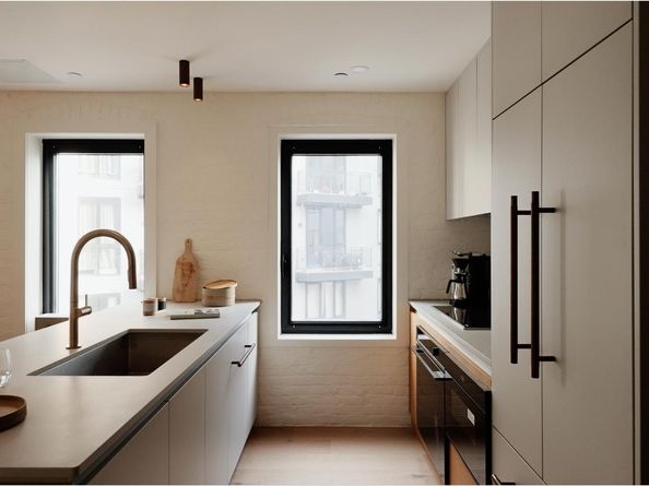 155 Hope Street 4B, Brooklyn NY 11211