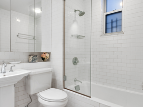 139 East 94th Street 1A, New York NY 10128
