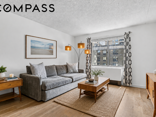 300 Rector Place 8N, New York NY 10280