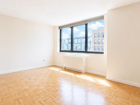 376 Broadway 3F, New York NY 10013