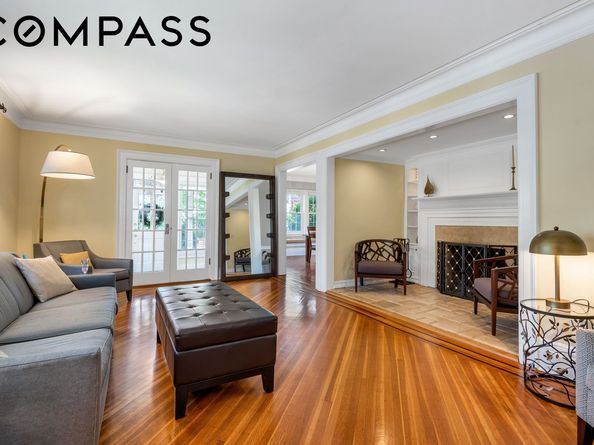 8525 Colonial Road, Brooklyn NY 11209