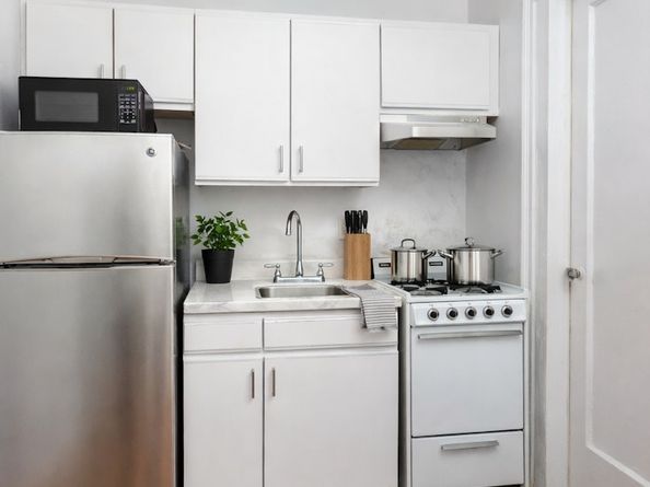 43-42 45th Street 5B, Queens NY 11104