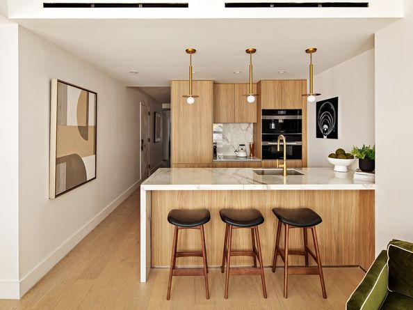 21 West 17th Street 8, New York NY 10011