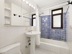 16 West 16th Street 6EFS, New York NY 10011