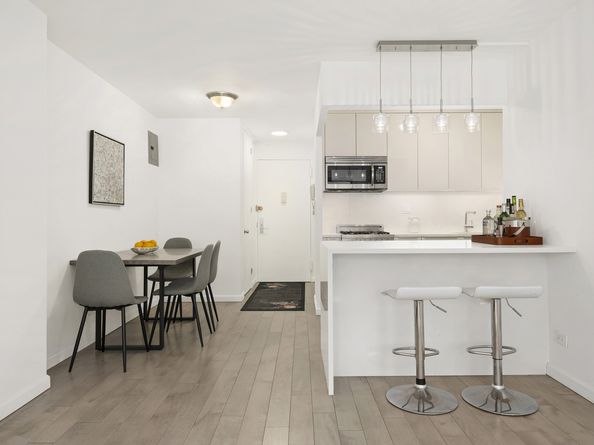 16 West 16th Street 6EFS, New York NY 10011