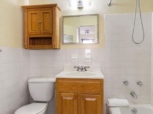 39-60 54th Street 5B, Queens NY 11377