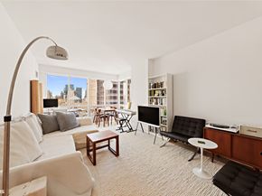 350 West 42nd Street 26D, New York NY 10036