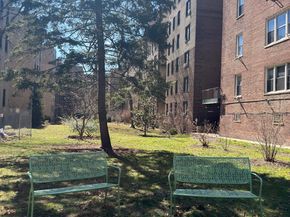 35-28 80th Street 22, Queens NY 11372