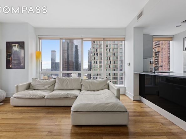 350 West 42nd Street 20L, New York NY 10036