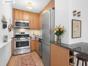2 Charlton Street 10D, New York NY 10013