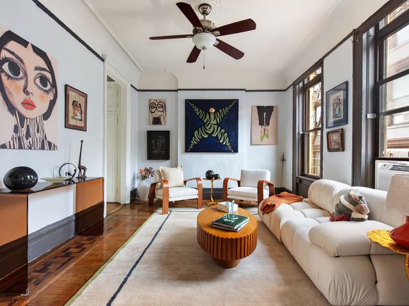 105 East 15th Street 93, New York NY 10003