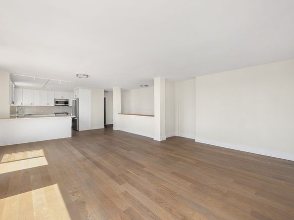 575 Main Street 1310, New York NY 10044