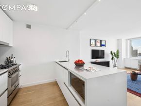 301 West 53rd Street 21B, New York NY 10019