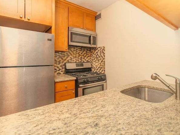 300 Albany Street 6G, New York NY 10280