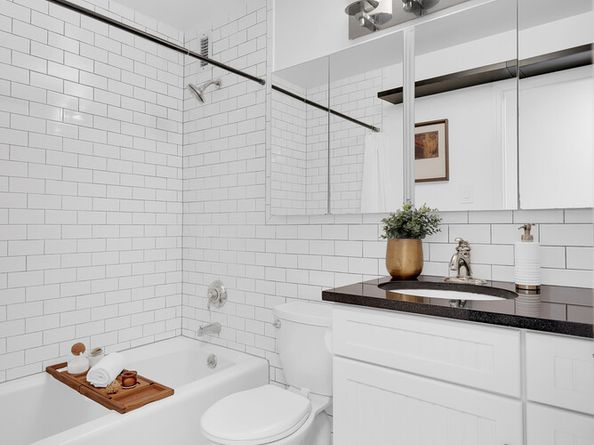 222 West 14th Street 2D, New York NY 10011