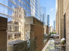 100 Barclay Street 16G, New York NY 10007