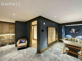 100 Barclay Street 16G, New York NY 10007