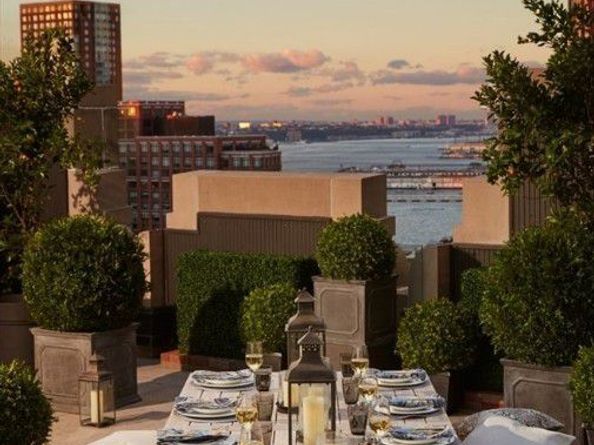 100 Barclay Street 16G, New York NY 10007