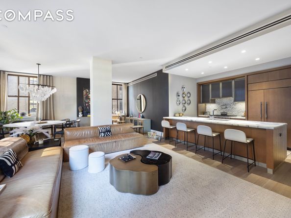 100 Barclay Street 16G, New York NY 10007