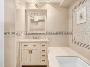 106 Central Park S 11LM, New York NY 10019-0149