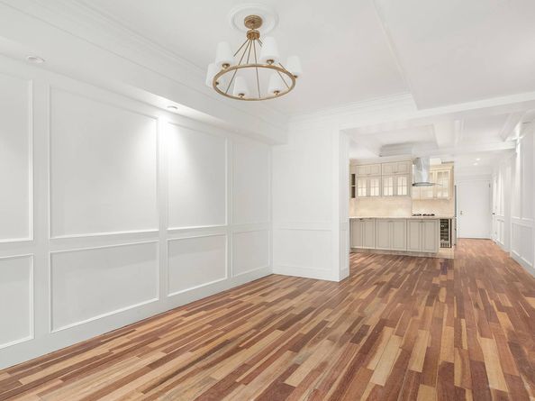 106 Central Park S 11LM, New York NY 10019-0149