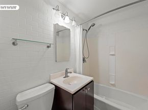 75 Henry Street 18J, Brooklyn NY 11201