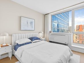 635 West 42nd Street 40F, New York NY 10036