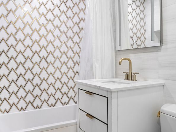 215 East 80th Street 6D, New York NY 10021