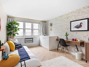 215 East 80th Street 6D, New York NY 10021